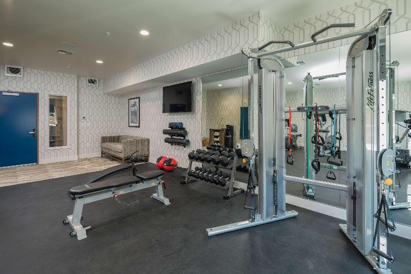 Aristocrat Hotel, Bw Signature Collection