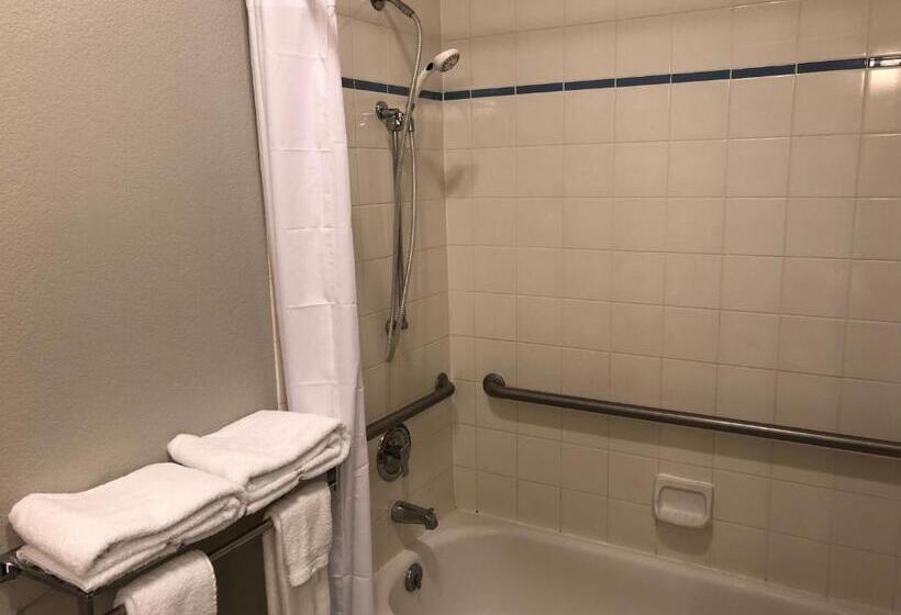 فندق Baymont By Wyndham Moses Lake