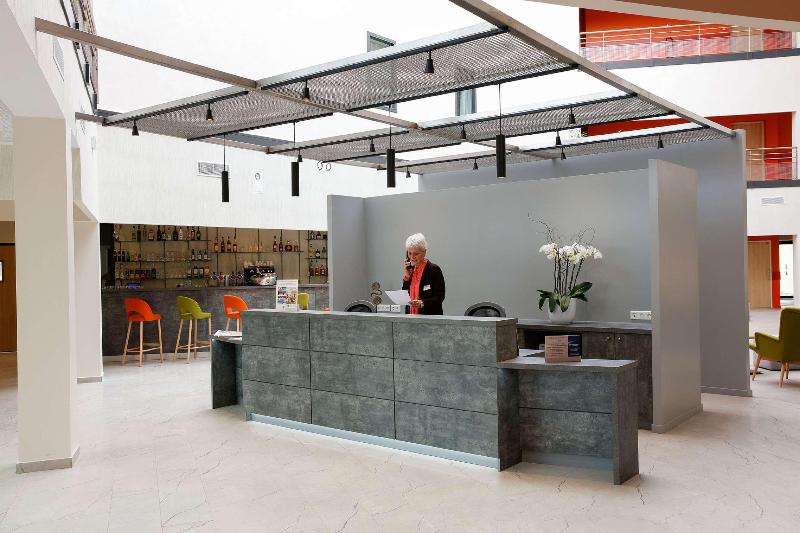 בית מלון כפרי Best Western Plus Hôtel Escapade Senlis