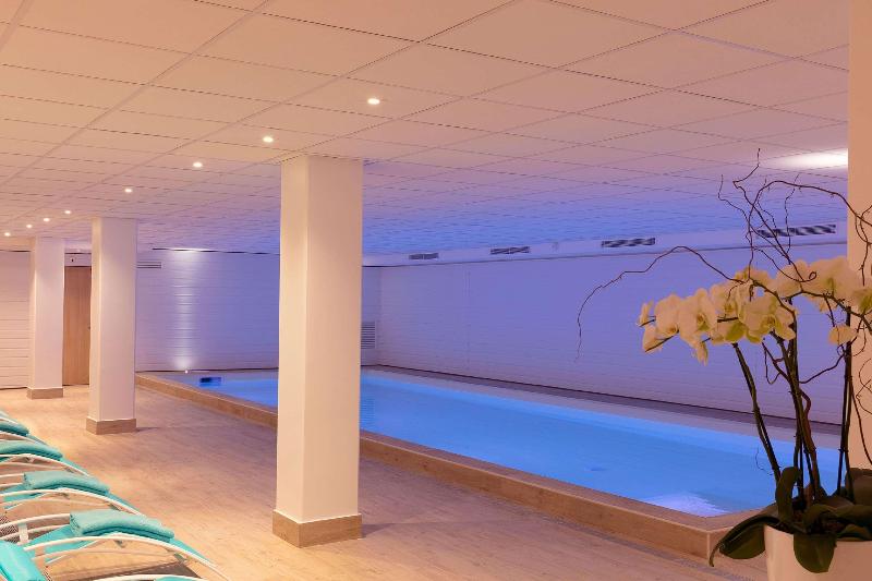 هتل Best Western Plus Hôtel Escapade Senlis