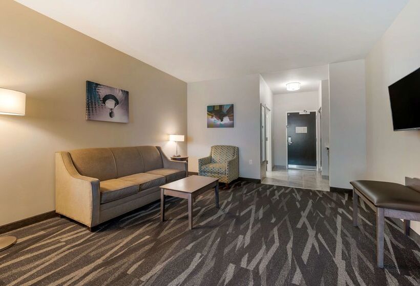 Best Western Plus Centralia Hotel & Suites