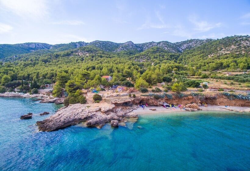 호텔 Cast Away   Eco Resort