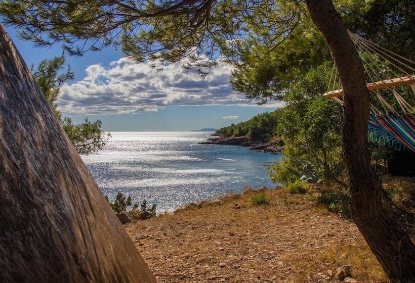 호텔 Cast Away   Eco Resort