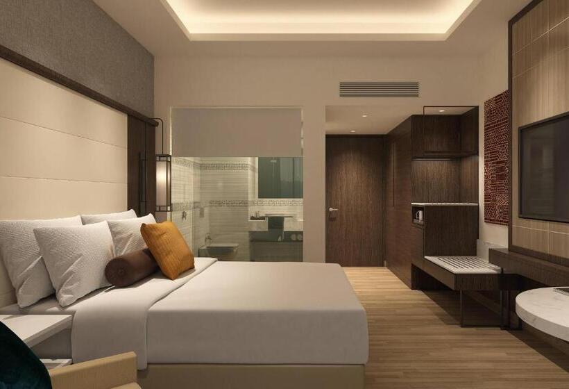 호텔 Courtyard By Marriott Surat