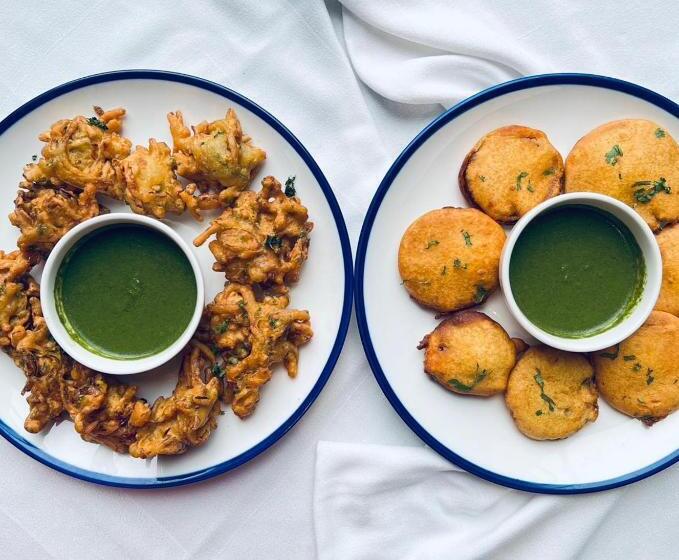 호텔 Courtyard By Marriott Surat