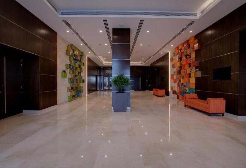 호텔 Courtyard By Marriott Surat