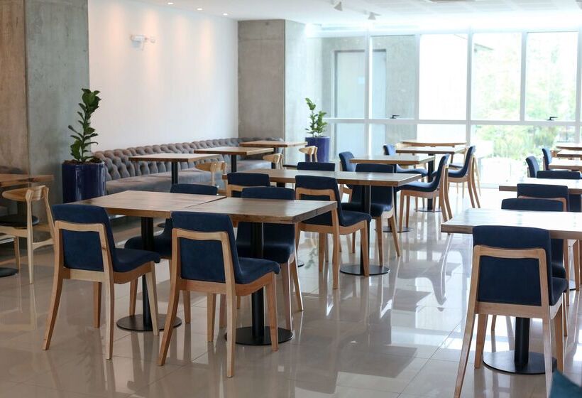 בית מלון כפרי Dazzler By Wyndham Rosario