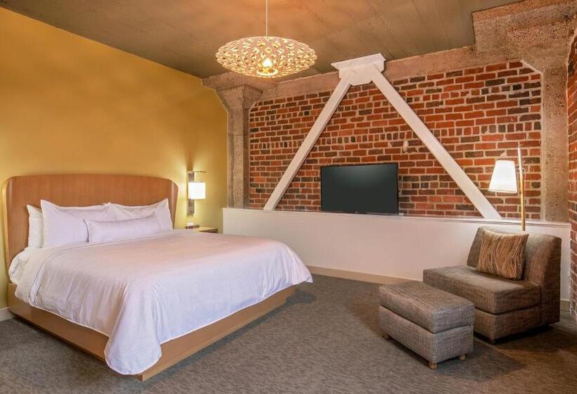 Отель Element Moline