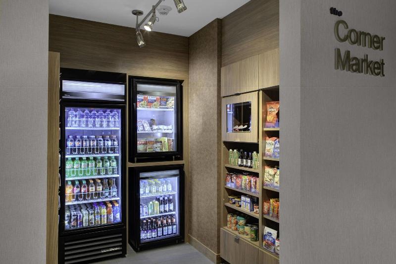 فندق Fairfield Inn & Suites By Marriott Roanoke Salem