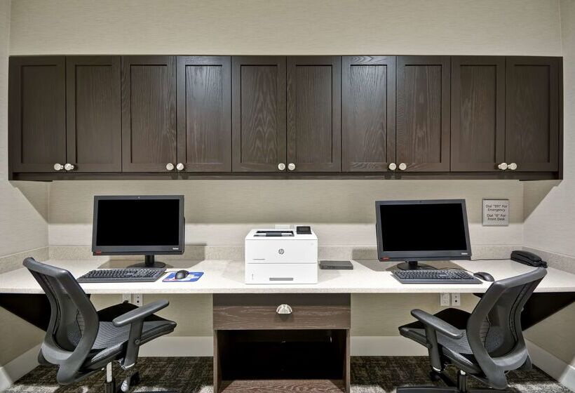 فندق Hampton Inn Livonia Detroit