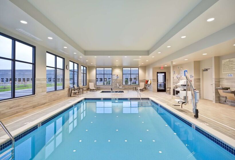 فندق Hampton Inn Livonia Detroit