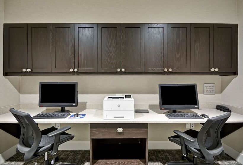 فندق Hampton Inn Livonia Detroit