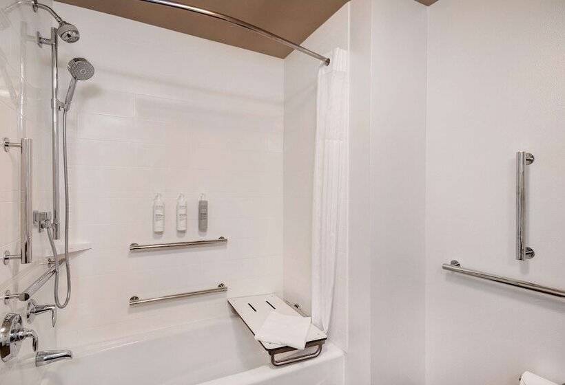 فندق Hampton Inn Livonia Detroit