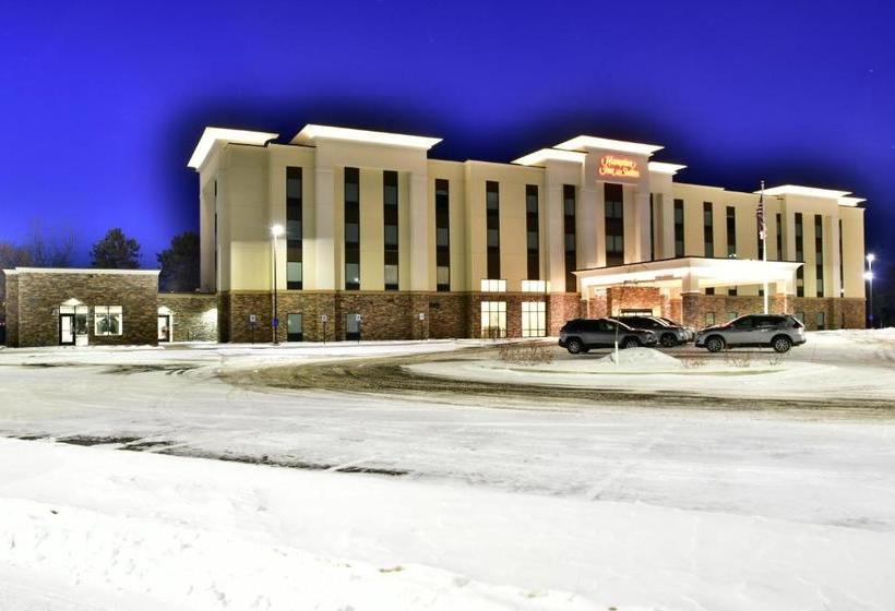 فندق Hampton Inn & Suites Menomonie Uw Stout