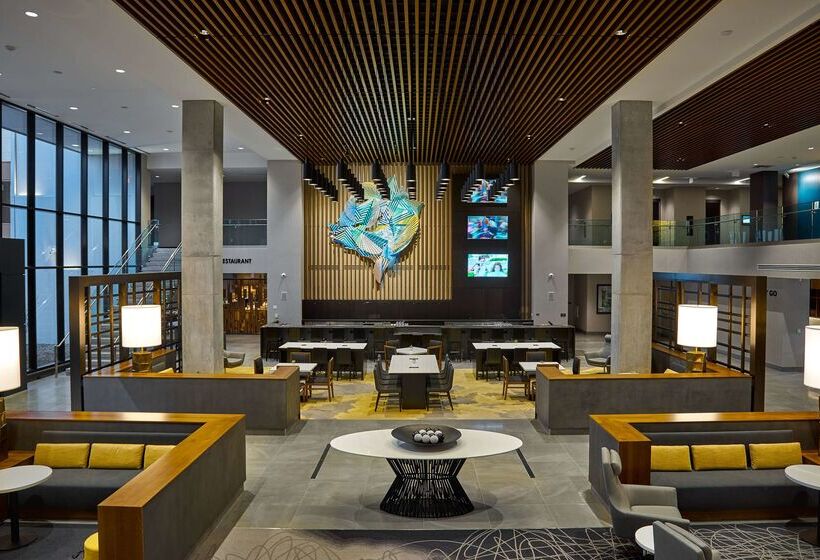 호텔 Hilton Des Moines Downtown