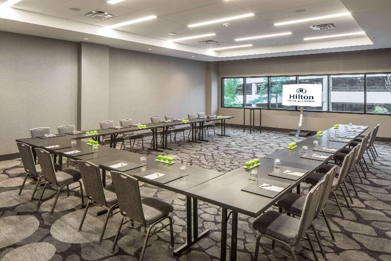 호텔 Hilton Des Moines Downtown