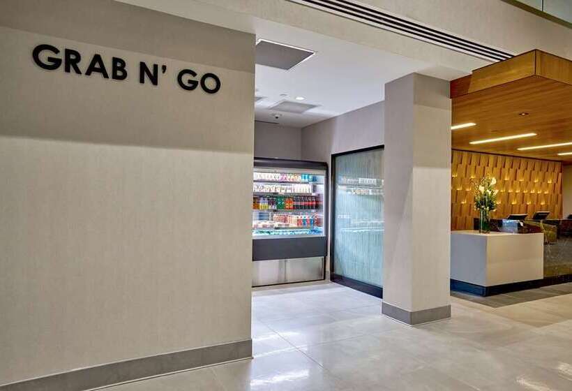 호텔 Hilton Des Moines Downtown