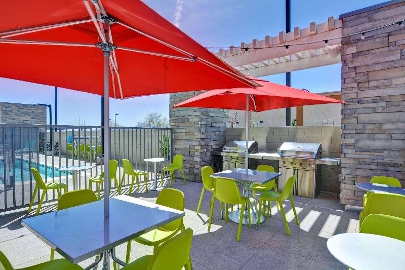 هتل Home2 Suites By Hilton Palmdale, Ca