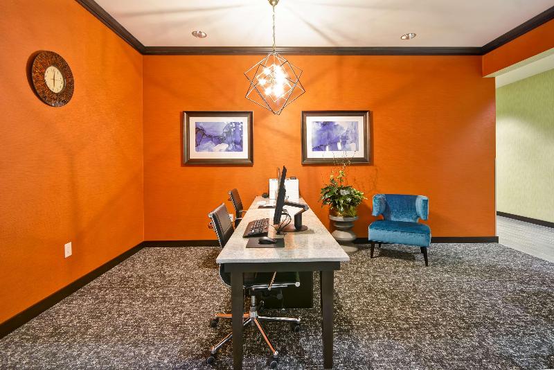 فندق Homewood Suites By Hilton Rocky Mount