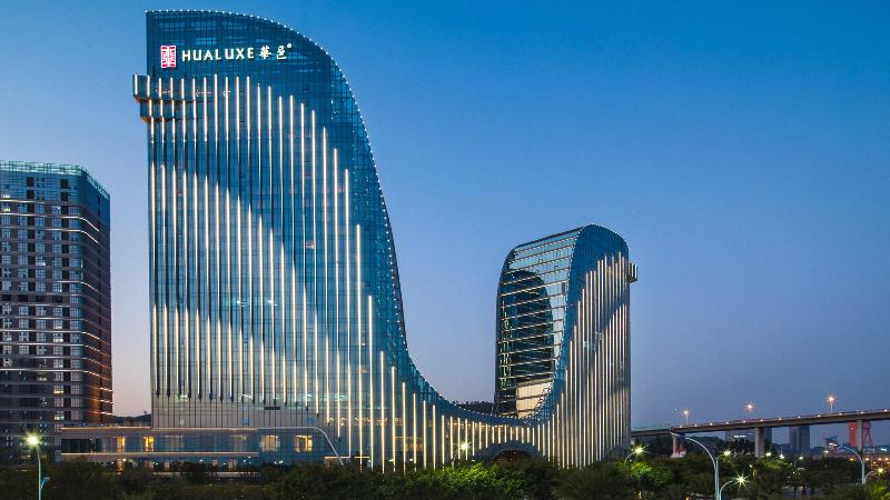 ホテル Hualuxe Xiamen Haicang Habour View   An Ihg