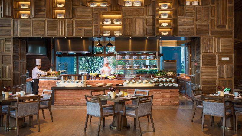 בית מלון כפרי Hualuxe Xiamen Haicang Habour View   An Ihg