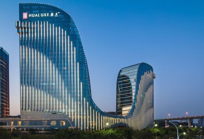 בית מלון כפרי Hualuxe Xiamen Haicang Habour View   An Ihg