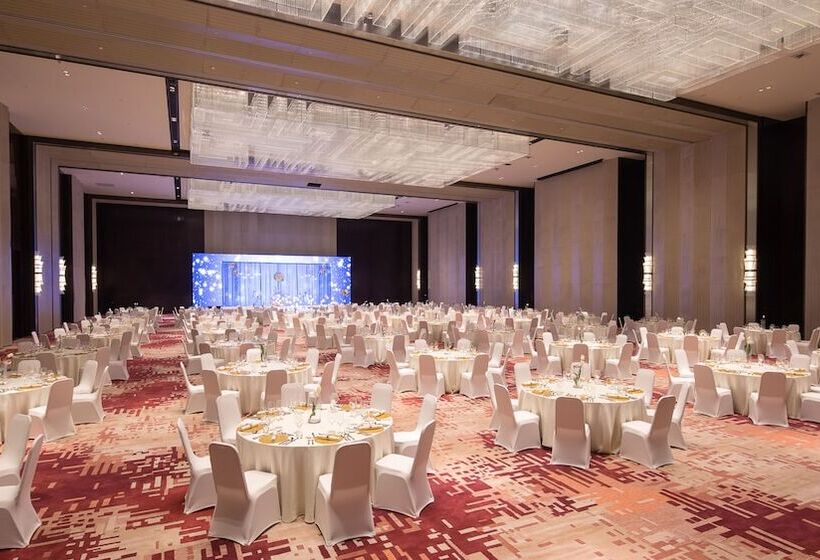 בית מלון כפרי Hualuxe Xiamen Haicang Habour View   An Ihg