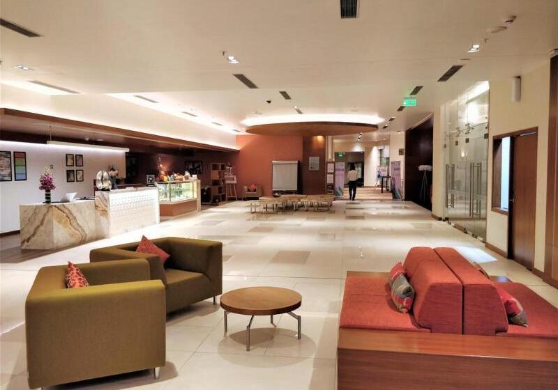 هتل Hyatt Place Hyderabad Banjara Hills