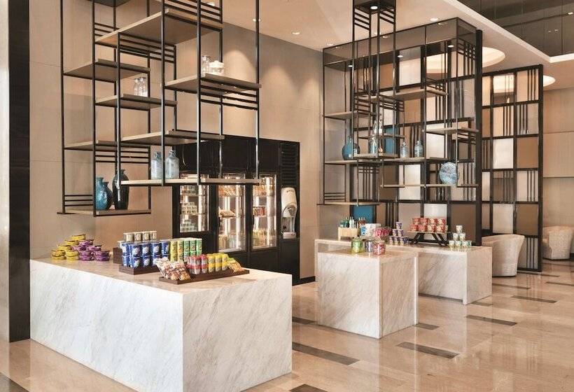 Отель Hyatt Place Zhuhai Jinshi