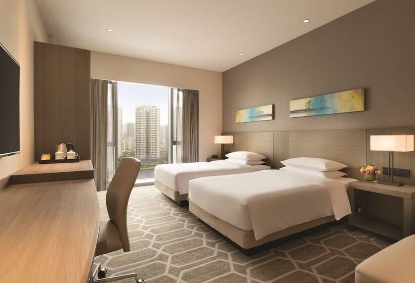 Отель Hyatt Place Zhuhai Jinshi