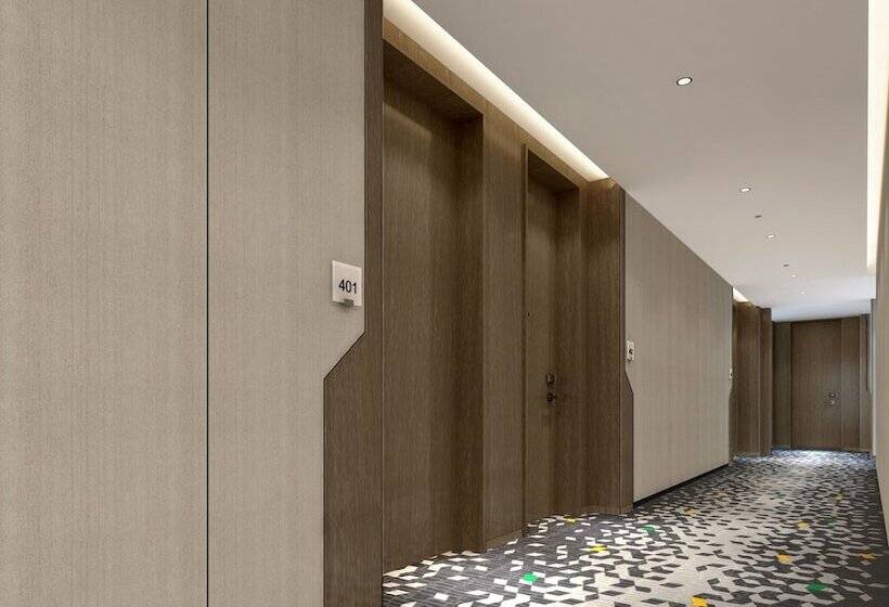 Отель Hyatt Place Zhuhai Jinshi