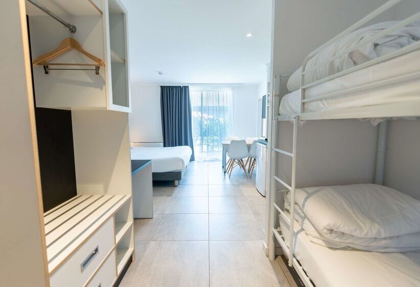 호텔 Kyriad Résidence Cabriès   Plan De Campagne