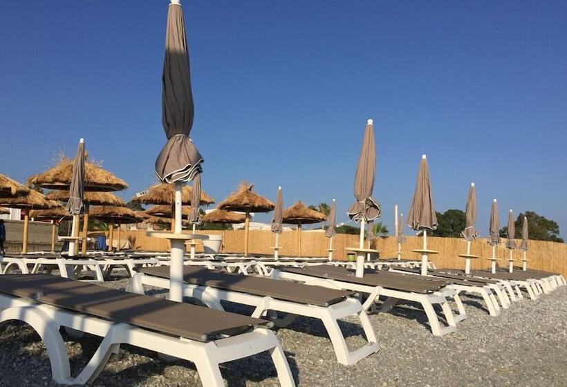 בית מלון כפרי Le Saline Resort