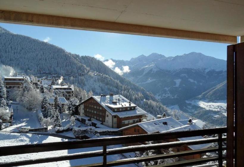 בית מלון כפרי Les Arcades