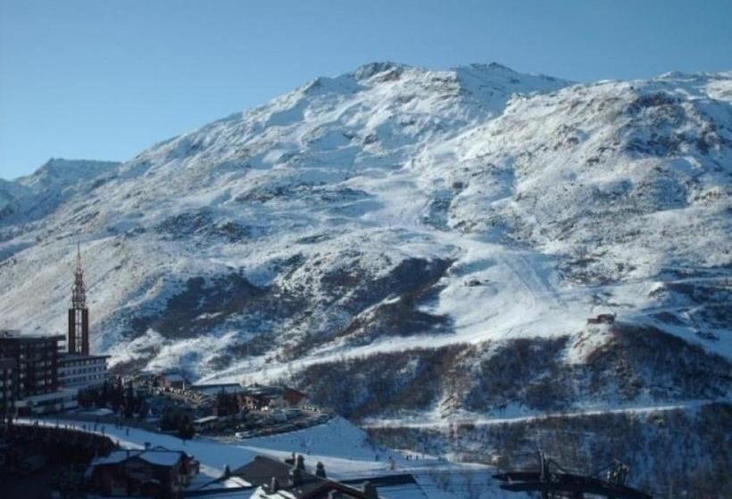 Отель Les Lauzes