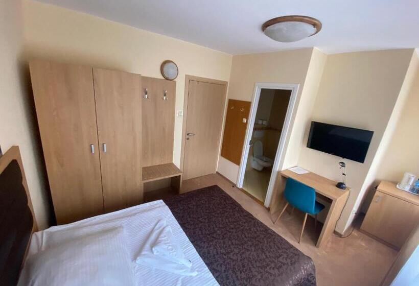 בית מלון כפרי Milena