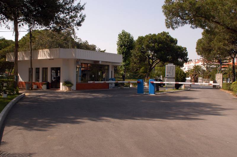 בית מלון כפרי Camping Orbitur Costa De Caparica