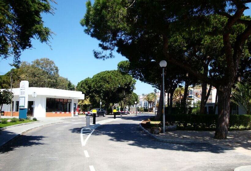 בית מלון כפרי Camping Orbitur Costa De Caparica