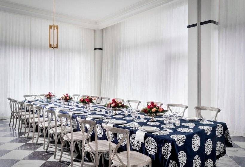 Perry Lane Hotel, A Luxury Collection Hotel, Savannah