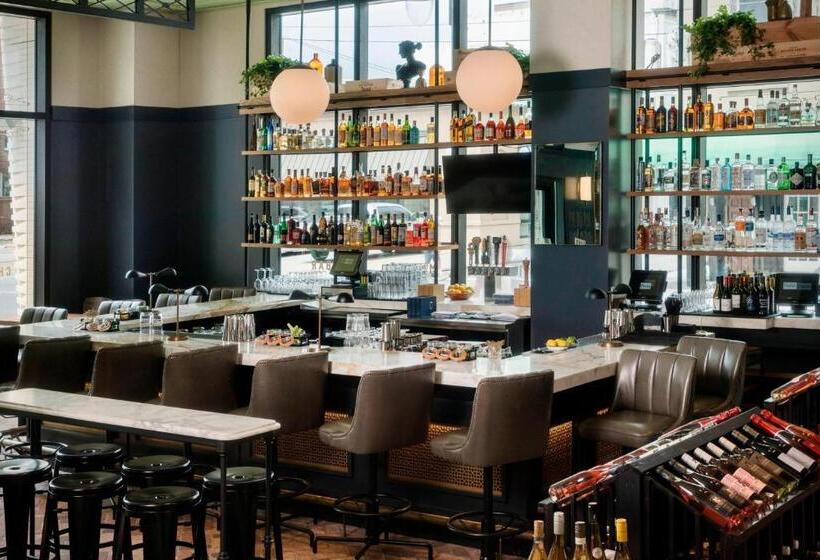 Perry Lane Hotel, A Luxury Collection Hotel, Savannah