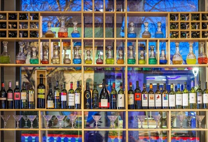 فندق Porto Marine