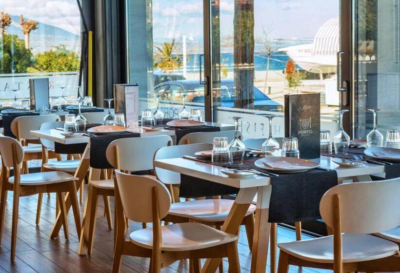 فندق Porto Marine