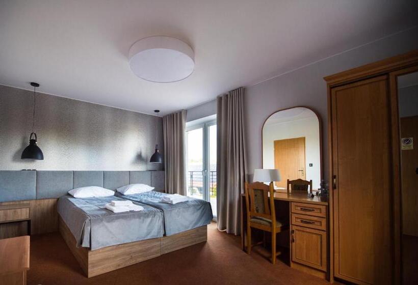 בית מלון כפרי Roś