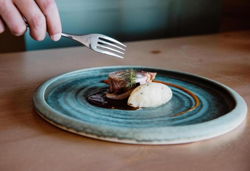 Отель Rocca Dei Saraceni