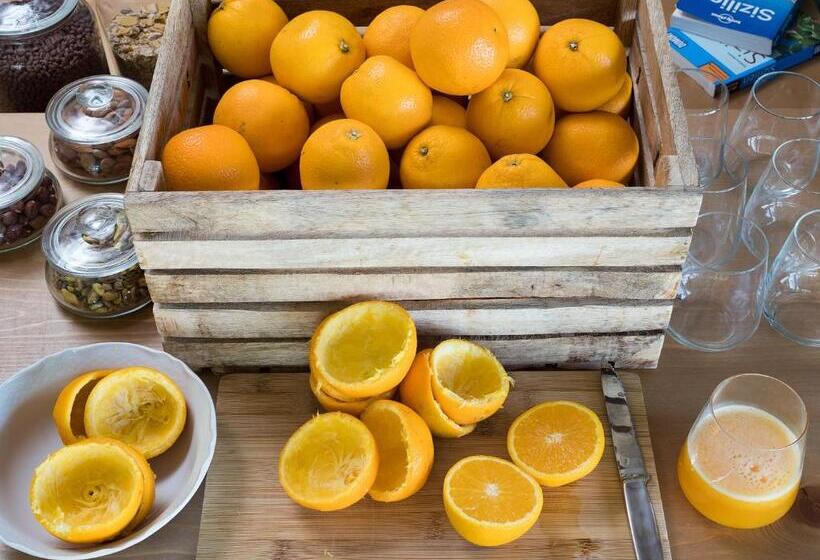 Отель Rocca Dei Saraceni