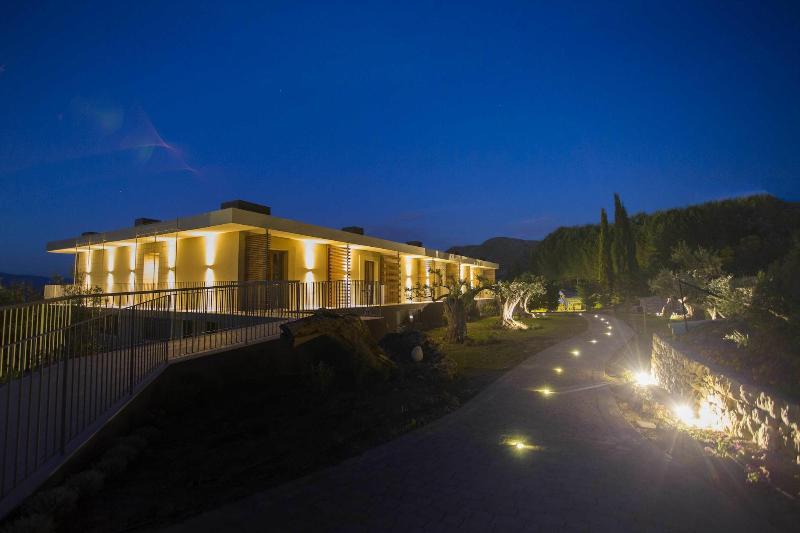 Отель Rocca Dei Saraceni