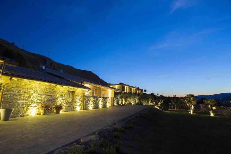 Отель Rocca Dei Saraceni