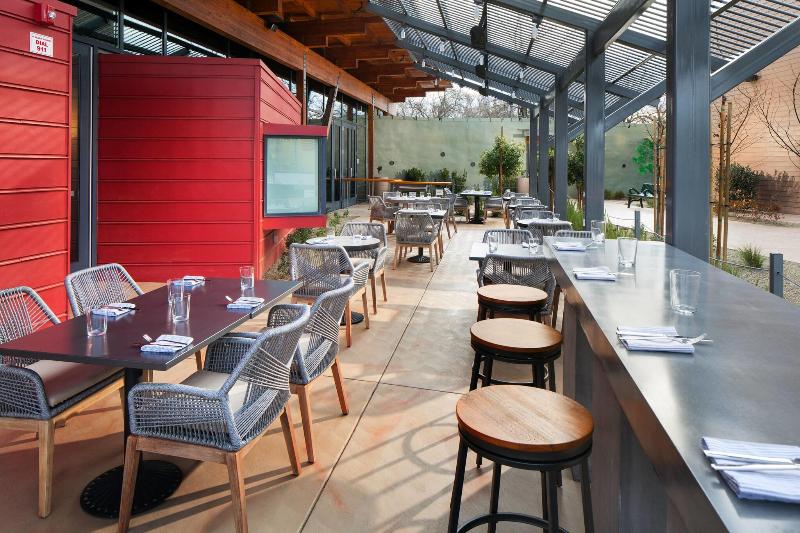 Sheraton Redding Hotel At The Sundial Bridge