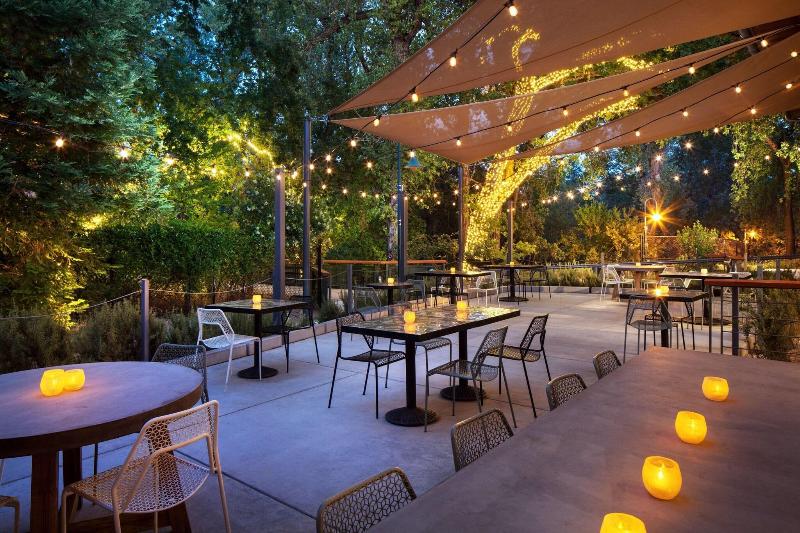 Sheraton Redding Hotel At The Sundial Bridge