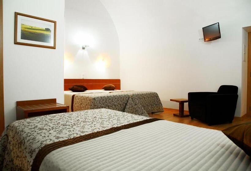 فندق Solar De Alqueva